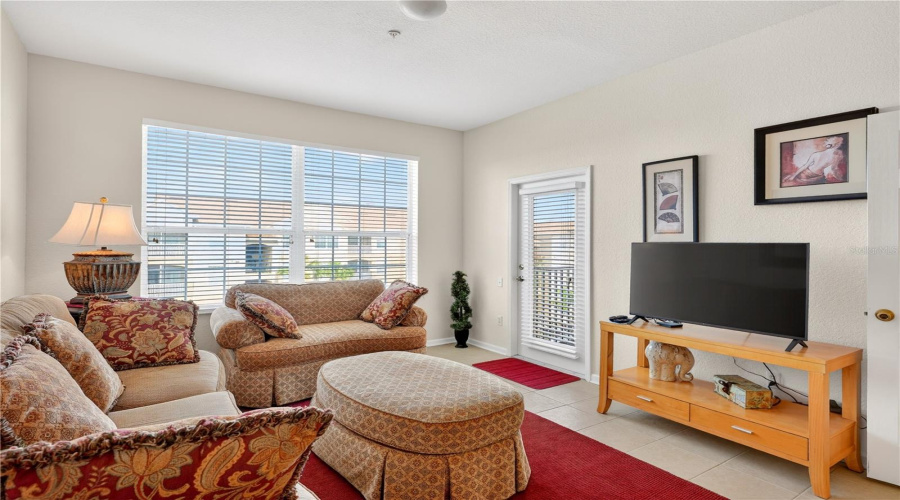 KISSIMMEE, Florida 34747, 3 Bedrooms Bedrooms, ,2 BathroomsBathrooms,Residential,For Sale,ALMATON LOOP,0,MFRO6418717
