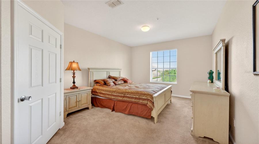 KISSIMMEE, Florida 34747, 3 Bedrooms Bedrooms, ,2 BathroomsBathrooms,Residential,For Sale,ALMATON LOOP,0,MFRO6418717
