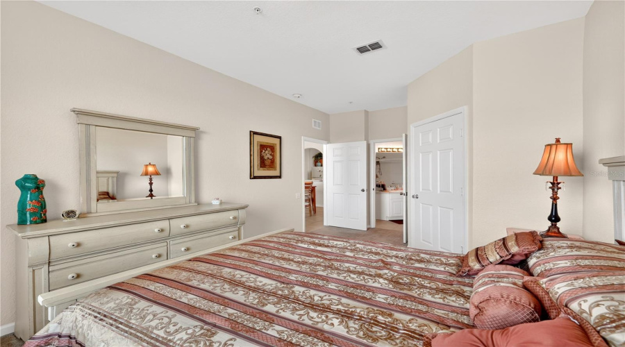 KISSIMMEE, Florida 34747, 3 Bedrooms Bedrooms, ,2 BathroomsBathrooms,Residential,For Sale,ALMATON LOOP,0,MFRO6418717