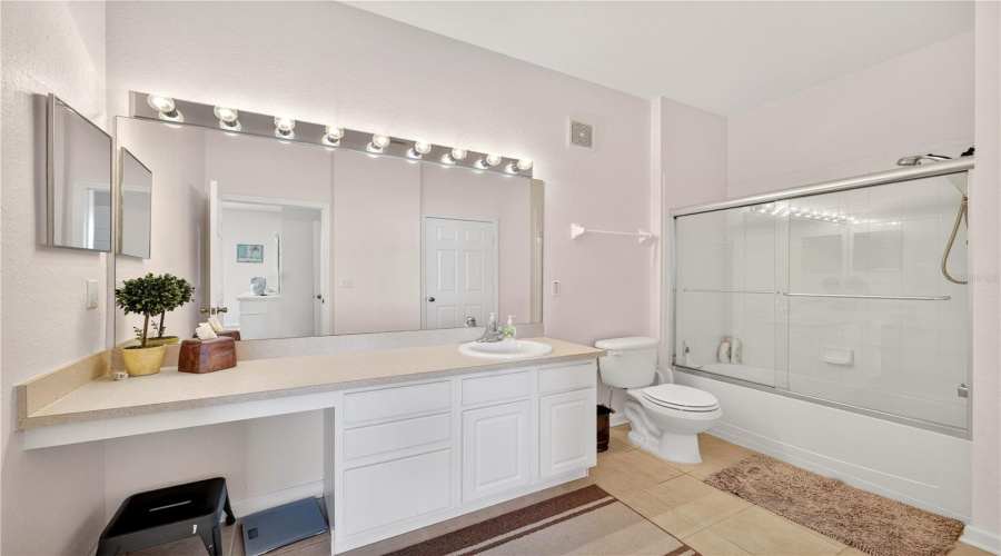 KISSIMMEE, Florida 34747, 3 Bedrooms Bedrooms, ,2 BathroomsBathrooms,Residential,For Sale,ALMATON LOOP,0,MFRO6418717