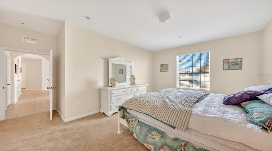 KISSIMMEE, Florida 34747, 3 Bedrooms Bedrooms, ,2 BathroomsBathrooms,Residential,For Sale,ALMATON LOOP,0,MFRO6418717