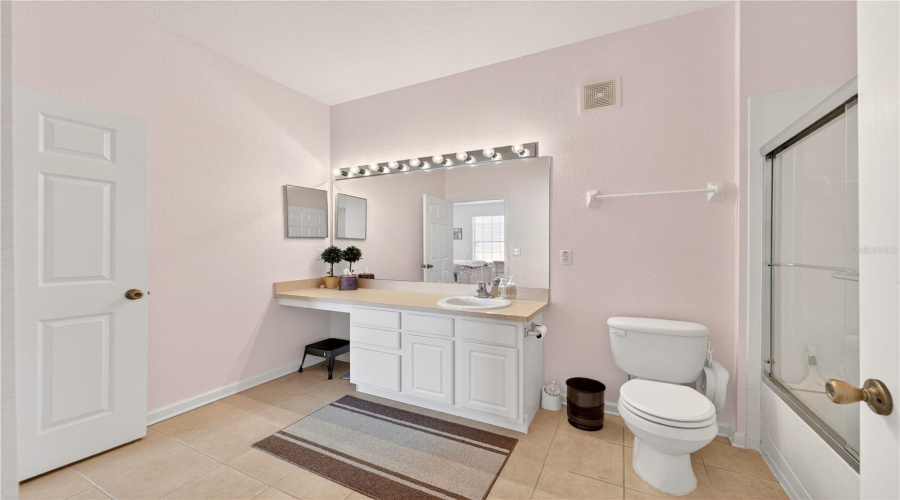 KISSIMMEE, Florida 34747, 3 Bedrooms Bedrooms, ,2 BathroomsBathrooms,Residential,For Sale,ALMATON LOOP,0,MFRO6418717