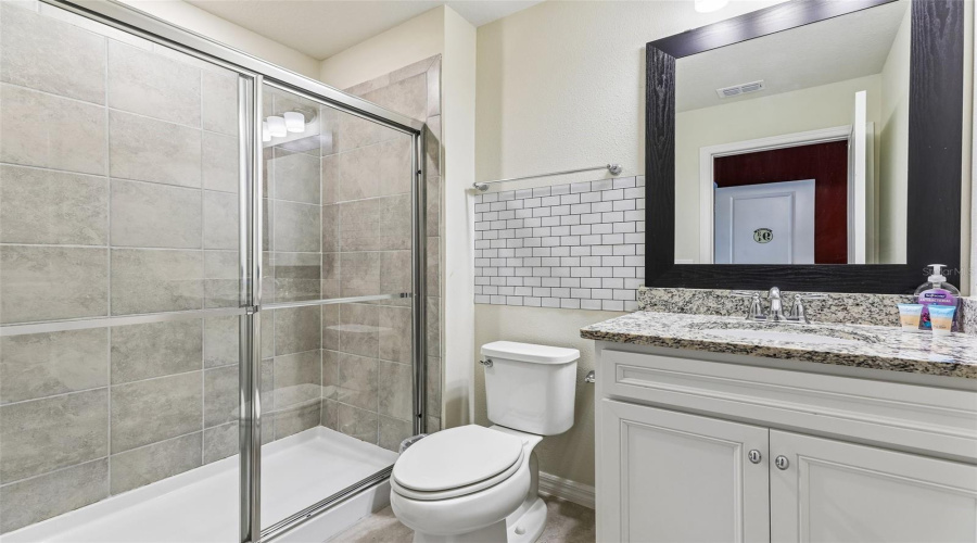 DAVENPORT, Florida 33897, 5 Bedrooms Bedrooms, ,4 BathroomsBathrooms,Residential,For Sale,LANA,0,MFRO6413312