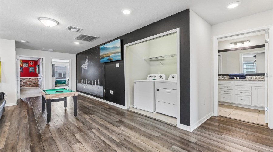 DAVENPORT, Florida 33897, 5 Bedrooms Bedrooms, ,4 BathroomsBathrooms,Residential,For Sale,LANA,0,MFRO6413312
