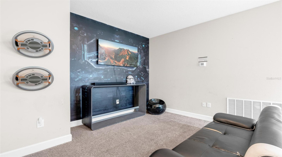 DAVENPORT, Florida 33896, 4 Bedrooms Bedrooms, ,3 BathroomsBathrooms,Residential,For Sale,VILLA DOMANI,0,MFRG5114304