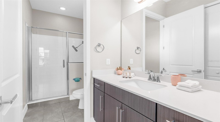 DAVENPORT, Florida 33896, 4 Bedrooms Bedrooms, ,3 BathroomsBathrooms,Residential,For Sale,VILLA DOMANI,0,MFRG5114304