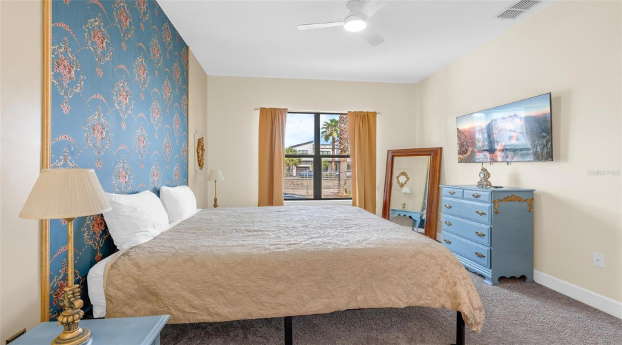 DAVENPORT, Florida 33896, 4 Bedrooms Bedrooms, ,3 BathroomsBathrooms,Residential,For Sale,VILLA DOMANI,0,MFRG5114304