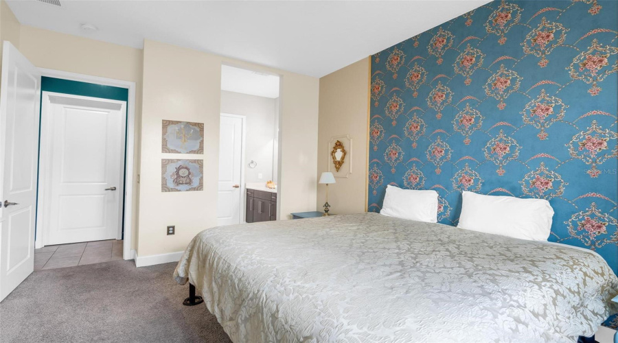 DAVENPORT, Florida 33896, 4 Bedrooms Bedrooms, ,3 BathroomsBathrooms,Residential,For Sale,VILLA DOMANI,0,MFRG5114304