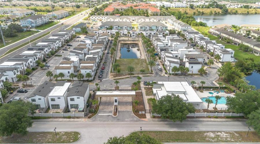 DAVENPORT, Florida 33896, 4 Bedrooms Bedrooms, ,3 BathroomsBathrooms,Residential,For Sale,VILLA DOMANI,0,MFRG5114304