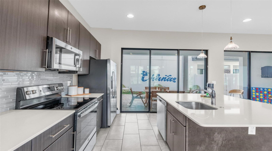 DAVENPORT, Florida 33896, 4 Bedrooms Bedrooms, ,3 BathroomsBathrooms,Residential,For Sale,VILLA DOMANI,0,MFRG5114304