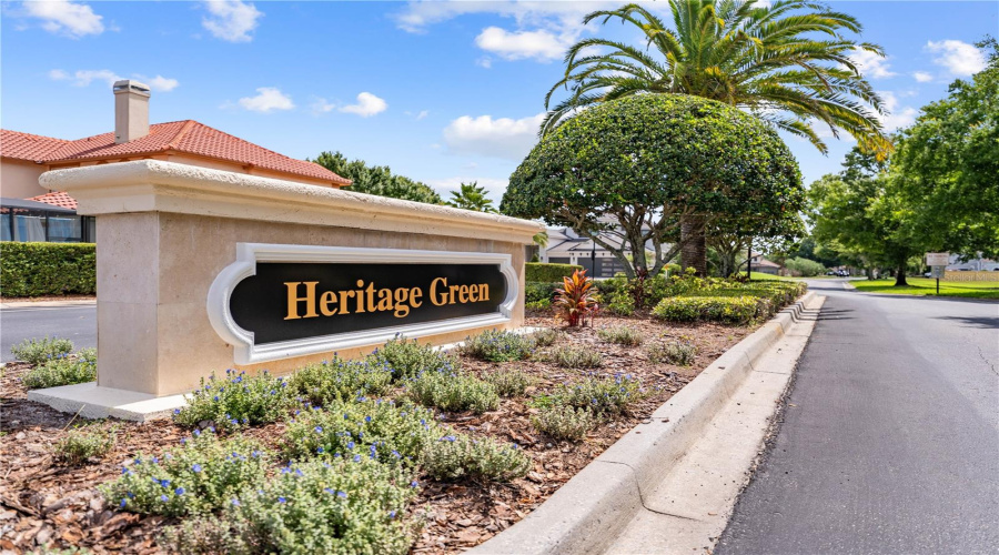 DAVENPORT, Florida 33837, 4 Bedrooms Bedrooms, ,4 BathroomsBathrooms,Residential,For Sale,HERITAGE GREEN,0,MFRS5152110