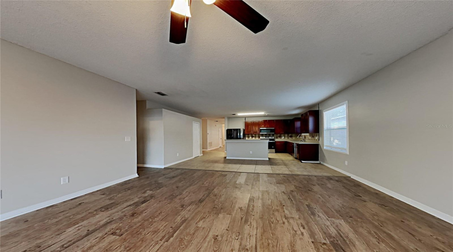 DAVENPORT, Florida 33837, 4 Bedrooms Bedrooms, ,2 BathroomsBathrooms,Residential,For Sale,KNOLLWOOD,0,MFRC7525005