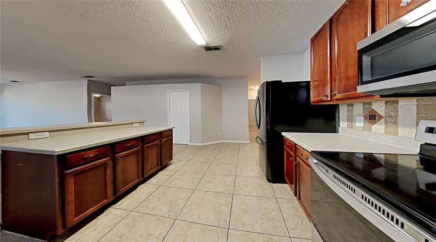 DAVENPORT, Florida 33837, 4 Bedrooms Bedrooms, ,2 BathroomsBathrooms,Residential,For Sale,KNOLLWOOD,0,MFRC7525005