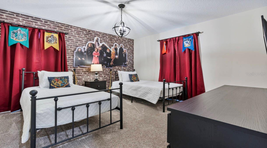 KISSIMMEE, Florida 34746, 9 Bedrooms Bedrooms, ,5 BathroomsBathrooms,Residential,For Sale,TARGET,0,MFRO6418919