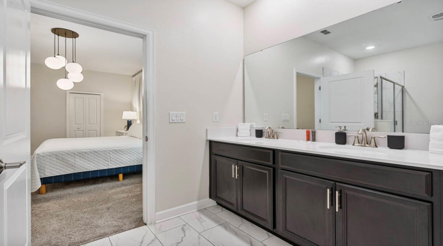 KISSIMMEE, Florida 34746, 9 Bedrooms Bedrooms, ,5 BathroomsBathrooms,Residential,For Sale,TARGET,0,MFRO6418919