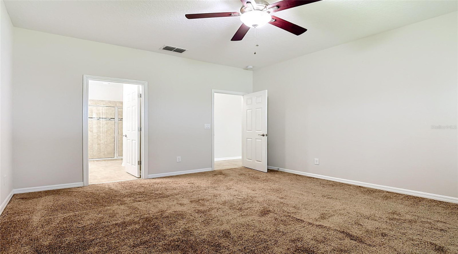 KISSIMMEE, Florida 34746, 4 Bedrooms Bedrooms, ,3 BathroomsBathrooms,Residential,For Sale,GASPIRILLA,0,MFRO6419839