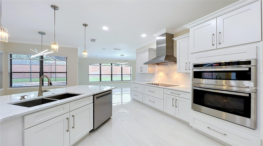 ORLANDO, Florida 32836, 4 Bedrooms Bedrooms, ,3 BathroomsBathrooms,Residential,For Sale,POINTE VENEZIA,0,MFRS5152414