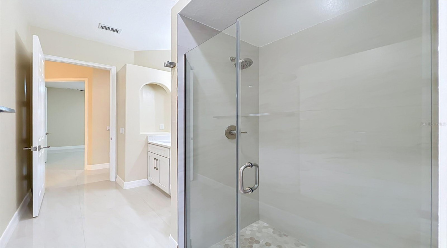 ORLANDO, Florida 32836, 4 Bedrooms Bedrooms, ,3 BathroomsBathrooms,Residential,For Sale,POINTE VENEZIA,0,MFRS5152414