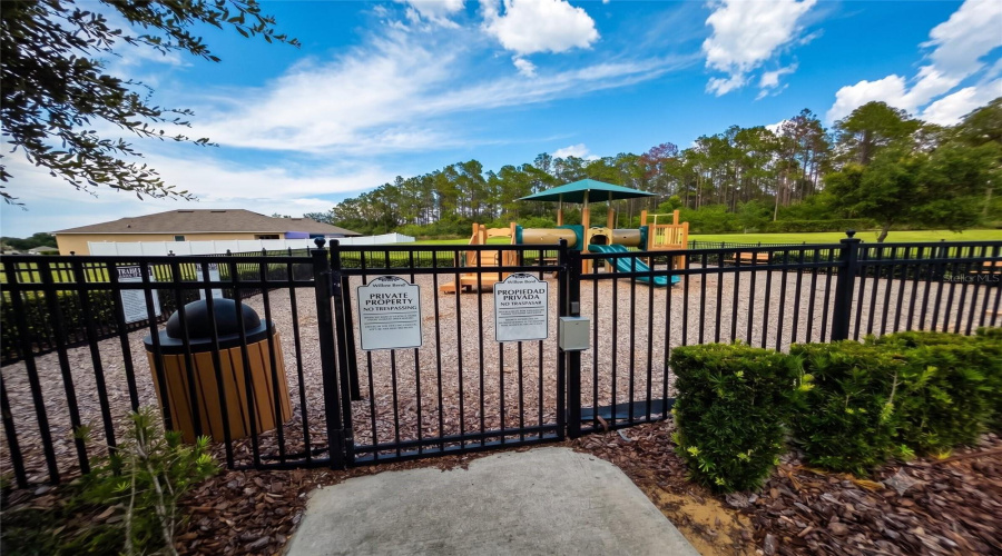DAVENPORT, Florida 33897, 4 Bedrooms Bedrooms, ,2 BathroomsBathrooms,Residential,For Sale,WILLOW BEND,0,MFRO6417568