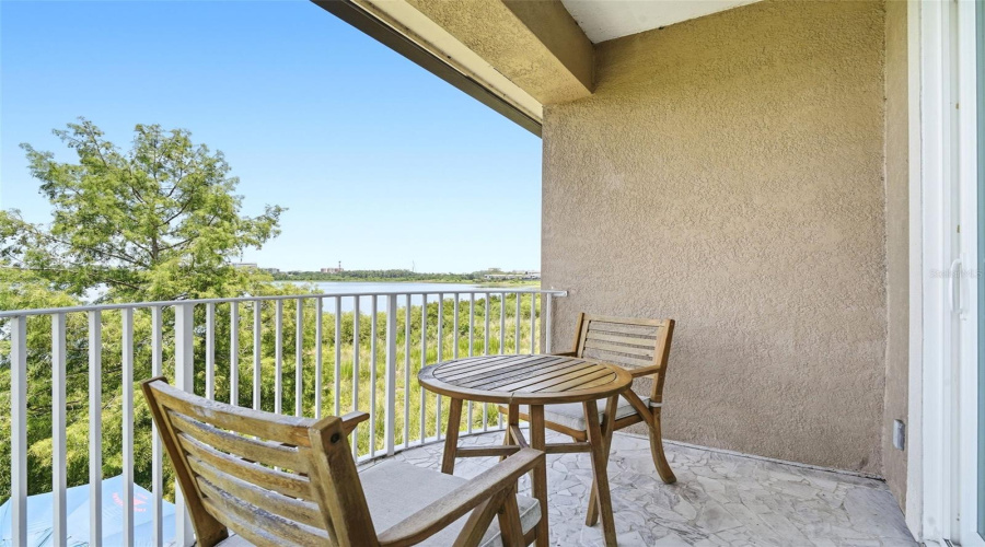 ORLANDO, Florida 32836, 3 Bedrooms Bedrooms, ,2 BathroomsBathrooms,Residential,For Sale,THE ESPLANADE,0,MFRO6419132