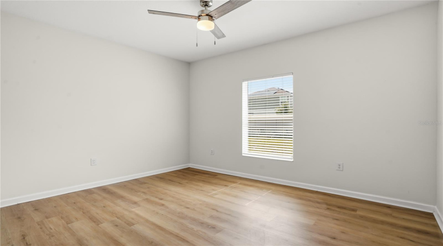 DAVENPORT, Florida 33837, 6 Bedrooms Bedrooms, ,3 BathroomsBathrooms,Residential,For Sale,WHITE WATER,0,MFRO6420169