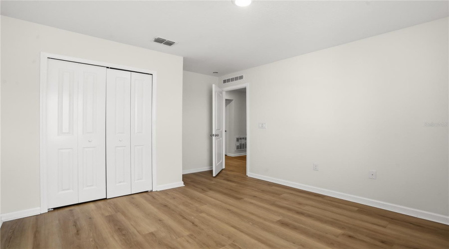 DAVENPORT, Florida 33837, 6 Bedrooms Bedrooms, ,3 BathroomsBathrooms,Residential,For Sale,WHITE WATER,0,MFRO6420169
