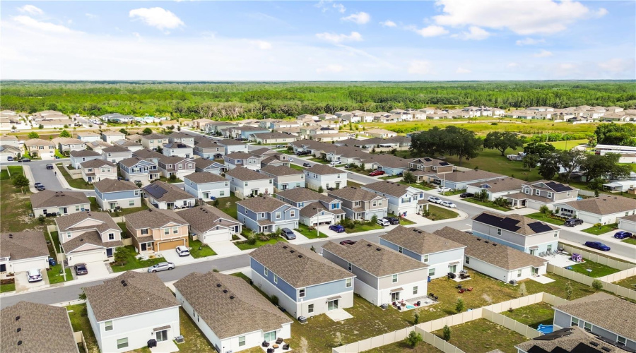 DAVENPORT, Florida 33837, 6 Bedrooms Bedrooms, ,3 BathroomsBathrooms,Residential,For Sale,WHITE WATER,0,MFRO6420169