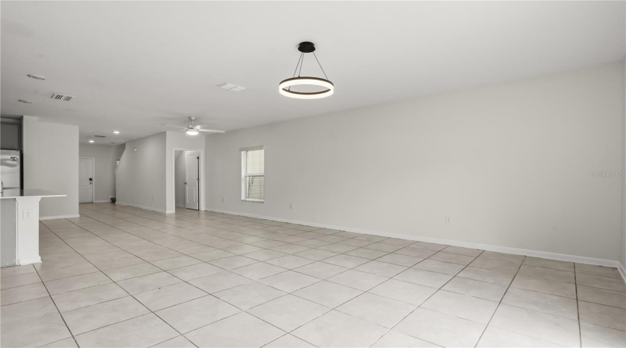DAVENPORT, Florida 33837, 6 Bedrooms Bedrooms, ,3 BathroomsBathrooms,Residential,For Sale,WHITE WATER,0,MFRO6420169