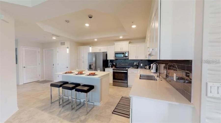 KISSIMMEE, Florida 34746, 3 Bedrooms Bedrooms, ,2 BathroomsBathrooms,Residential,For Sale,PARADOX,0,MFRS5152537
