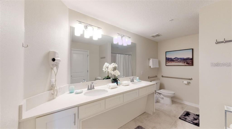 KISSIMMEE, Florida 34746, 3 Bedrooms Bedrooms, ,2 BathroomsBathrooms,Residential,For Sale,PARADOX,0,MFRS5152537