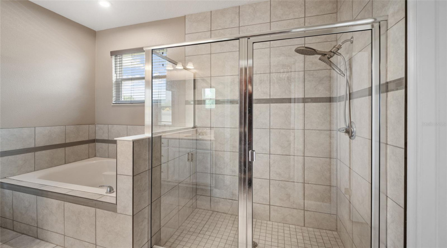 DAVENPORT, Florida 33837, 4 Bedrooms Bedrooms, ,2 BathroomsBathrooms,Residential,For Sale,SEATTLE SLEW,0,MFRO6419621