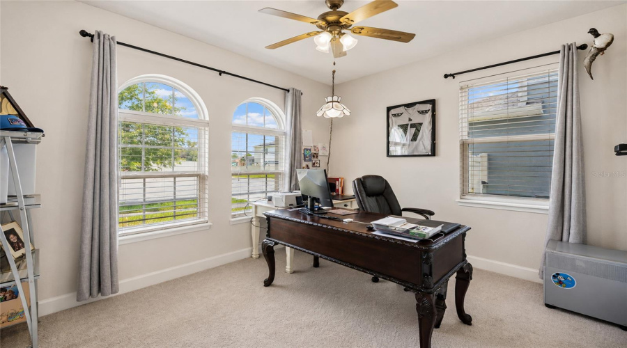 DAVENPORT, Florida 33837, 4 Bedrooms Bedrooms, ,2 BathroomsBathrooms,Residential,For Sale,SEATTLE SLEW,0,MFRO6419621