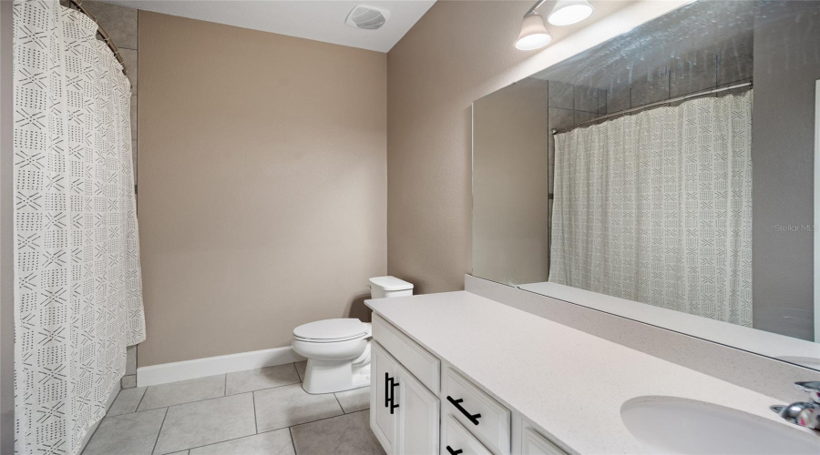 DAVENPORT, Florida 33837, 4 Bedrooms Bedrooms, ,2 BathroomsBathrooms,Residential,For Sale,SEATTLE SLEW,0,MFRO6419621