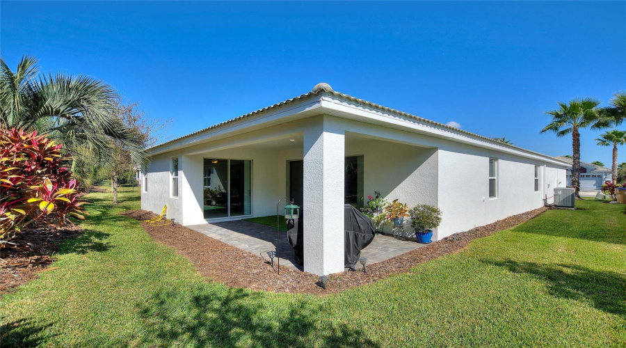 DAVENPORT, Florida 33896, 4 Bedrooms Bedrooms, ,2 BathroomsBathrooms,Residential,For Sale,CLUBMAN DR,0,MFRS5152444