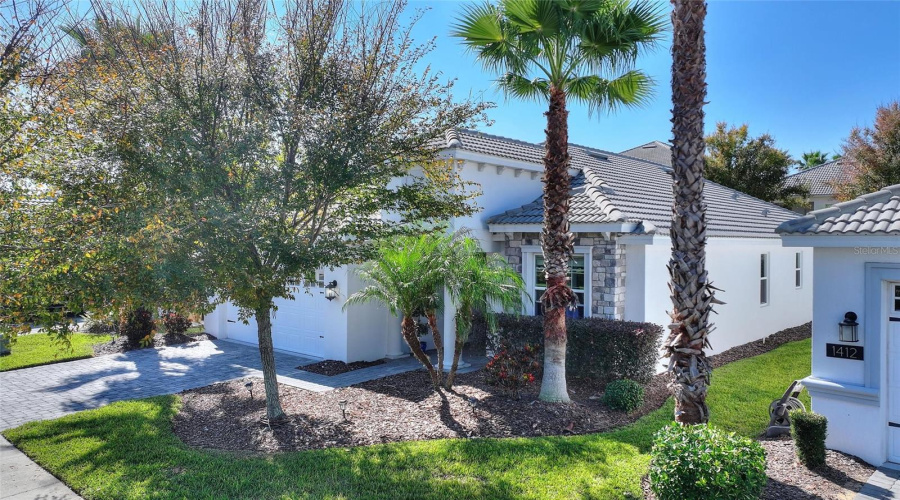 DAVENPORT, Florida 33896, 4 Bedrooms Bedrooms, ,2 BathroomsBathrooms,Residential,For Sale,CLUBMAN DR,0,MFRS5152444