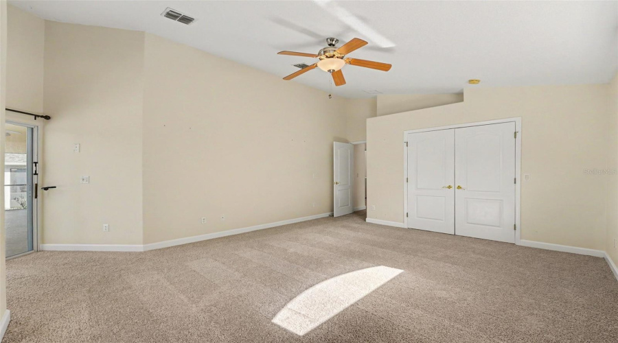 DAVENPORT, Florida 33897, 4 Bedrooms Bedrooms, ,3 BathroomsBathrooms,Residential,For Sale,OLD BRIDGE,0,MFRO6419893