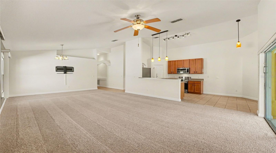 DAVENPORT, Florida 33897, 4 Bedrooms Bedrooms, ,3 BathroomsBathrooms,Residential,For Sale,OLD BRIDGE,0,MFRO6419893