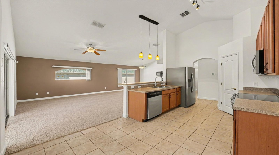DAVENPORT, Florida 33897, 4 Bedrooms Bedrooms, ,3 BathroomsBathrooms,Residential,For Sale,OLD BRIDGE,0,MFRO6419893
