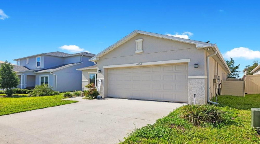 DAVENPORT, Florida 33897, 3 Bedrooms Bedrooms, ,2 BathroomsBathrooms,Residential,For Sale,COSTA BLANCA,0,MFRO6419640