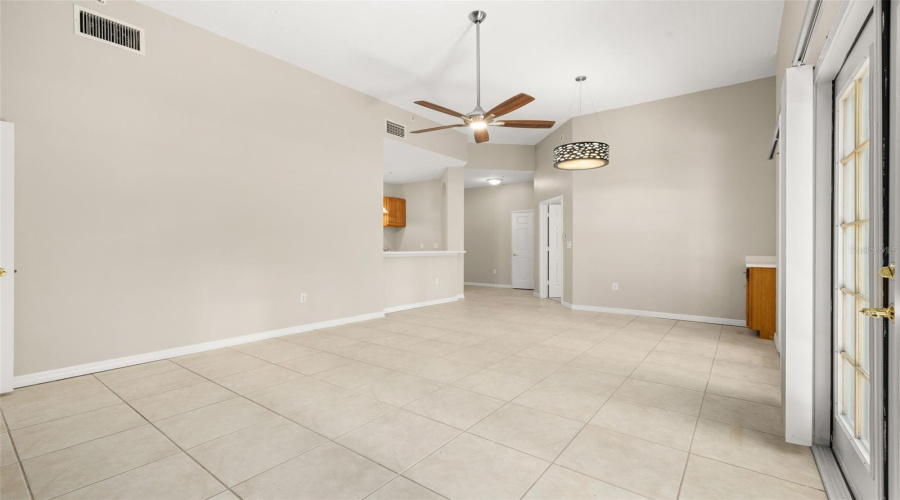 KISSIMMEE, Florida 34747, 2 Bedrooms Bedrooms, ,2 BathroomsBathrooms,Residential,For Sale,WESTPARK,0,MFRS5151639