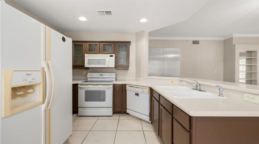 KISSIMMEE, Florida 34747, 2 Bedrooms Bedrooms, ,2 BathroomsBathrooms,Residential,For Sale,BEGONIA,0,MFRS5150853