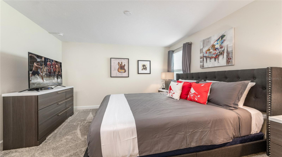 DAVENPORT, Florida 33896, 8 Bedrooms Bedrooms, ,5 BathroomsBathrooms,Residential,For Sale,CABOT CLIFFS,0,MFRGC541459