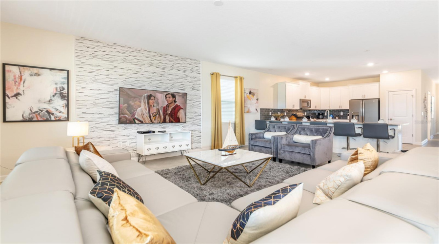 DAVENPORT, Florida 33896, 8 Bedrooms Bedrooms, ,5 BathroomsBathrooms,Residential,For Sale,CABOT CLIFFS,0,MFRGC541459