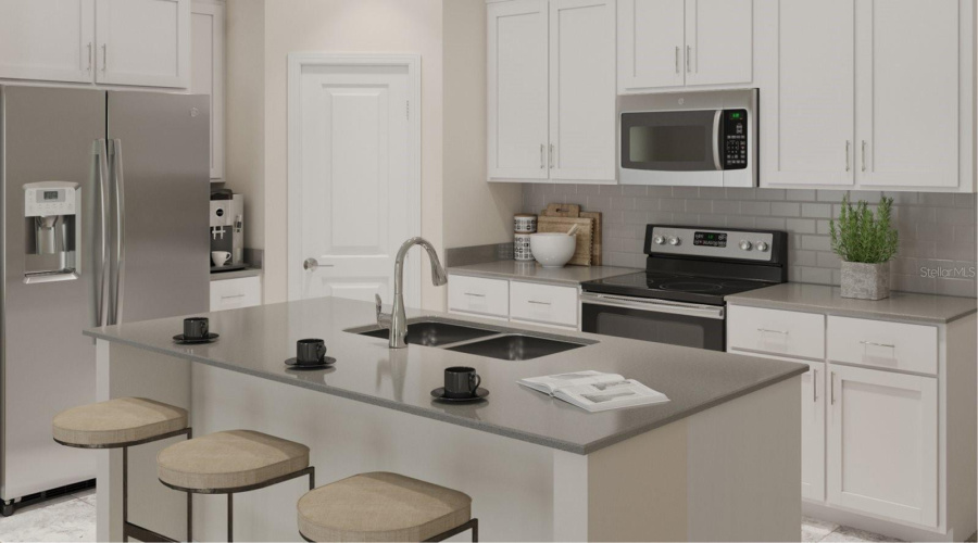 KISSIMMEE, Florida 34746, 3 Bedrooms Bedrooms, ,2 BathroomsBathrooms,Residential,For Sale,LOXELY,0,MFRO6420236