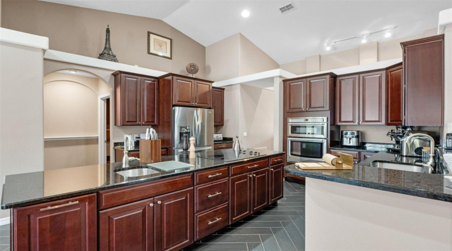 KISSIMMEE, Florida 34746, 5 Bedrooms Bedrooms, ,3 BathroomsBathrooms,Residential,For Sale,INDIAN MOUND,0,MFRO6420257