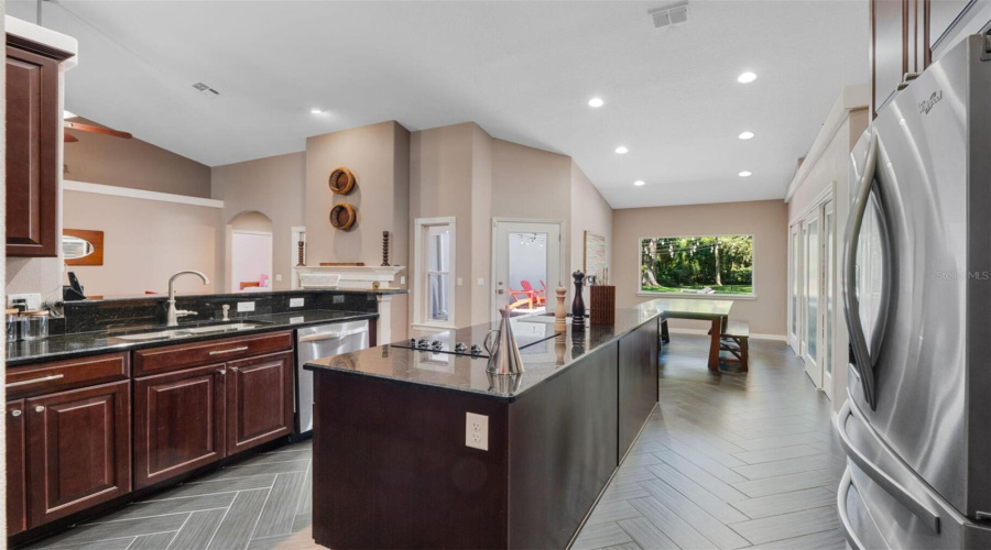 KISSIMMEE, Florida 34746, 5 Bedrooms Bedrooms, ,3 BathroomsBathrooms,Residential,For Sale,INDIAN MOUND,0,MFRO6420257
