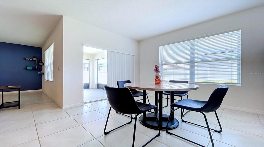 DAVENPORT, Florida 33837, 3 Bedrooms Bedrooms, ,2 BathroomsBathrooms,Residential,For Sale,LUDISIA,0,MFRB4902299