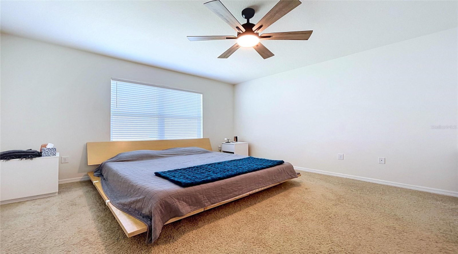 DAVENPORT, Florida 33837, 3 Bedrooms Bedrooms, ,2 BathroomsBathrooms,Residential,For Sale,LUDISIA,0,MFRB4902299