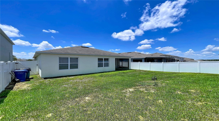 DAVENPORT, Florida 33837, 3 Bedrooms Bedrooms, ,2 BathroomsBathrooms,Residential,For Sale,LUDISIA,0,MFRB4902299