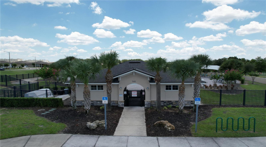 DAVENPORT, Florida 33837, 3 Bedrooms Bedrooms, ,2 BathroomsBathrooms,Residential,For Sale,LUDISIA,0,MFRB4902299